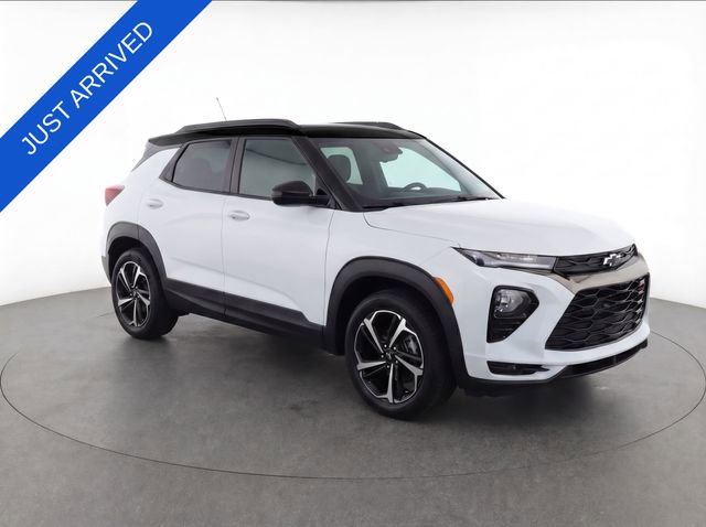 Used 2023 Chevrolet TrailBlazer RS w/ Sun and Liftgate Package AWD/4WD image 8