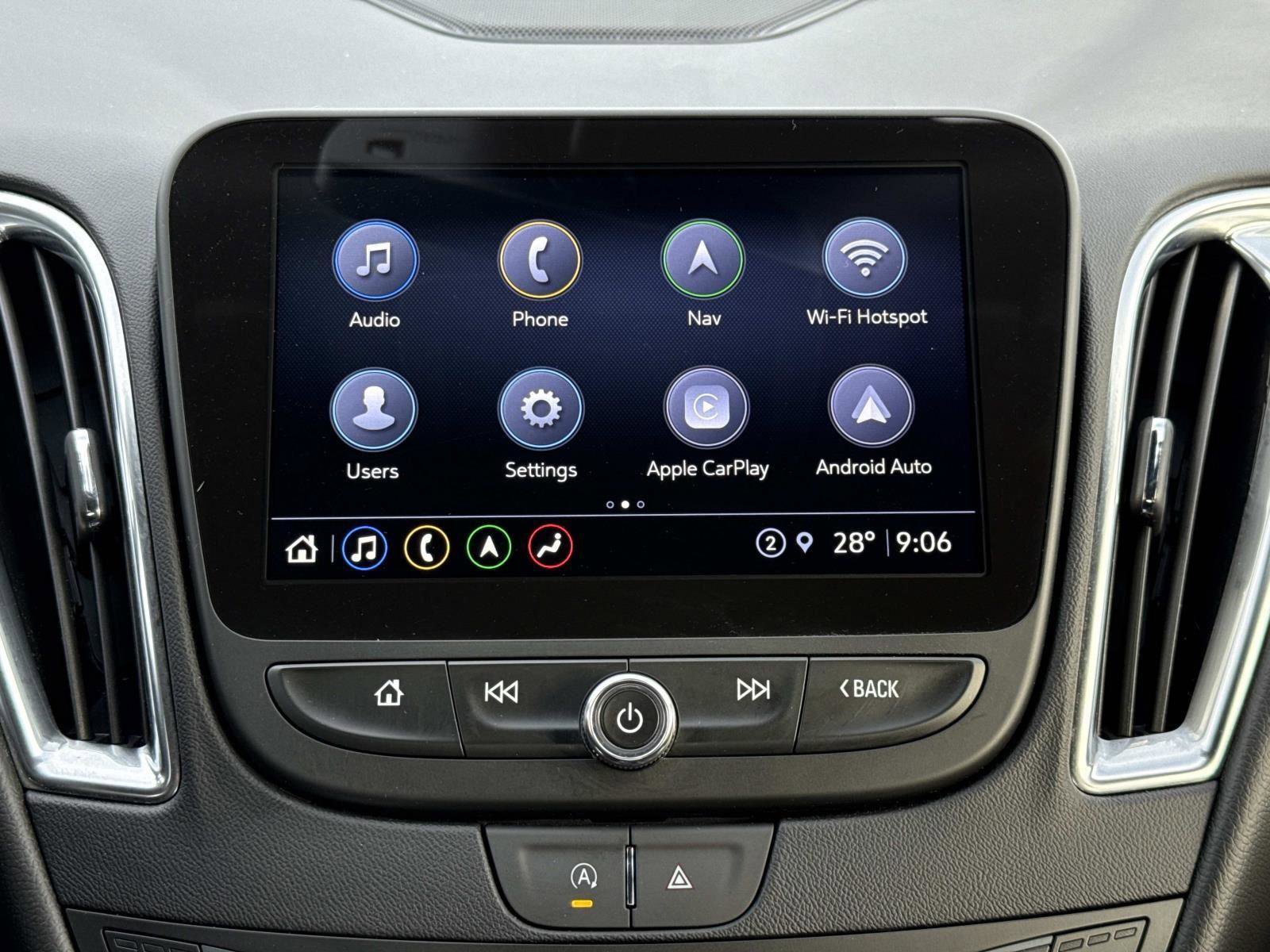 Used 2023 Chevrolet Malibu LT image 3