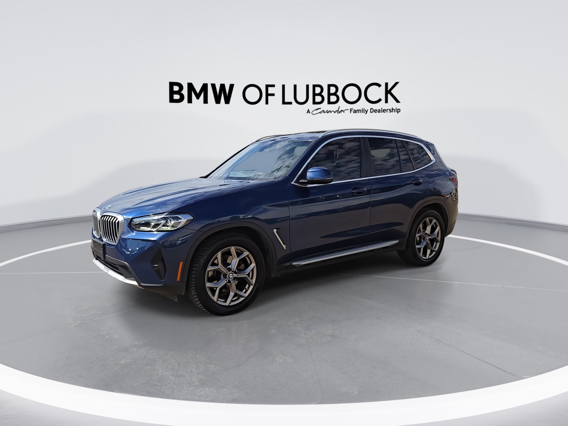 Used 2022 BMW X3 xDrive30i w/ Convenience Package w/ZPA AWD/4WD image 4