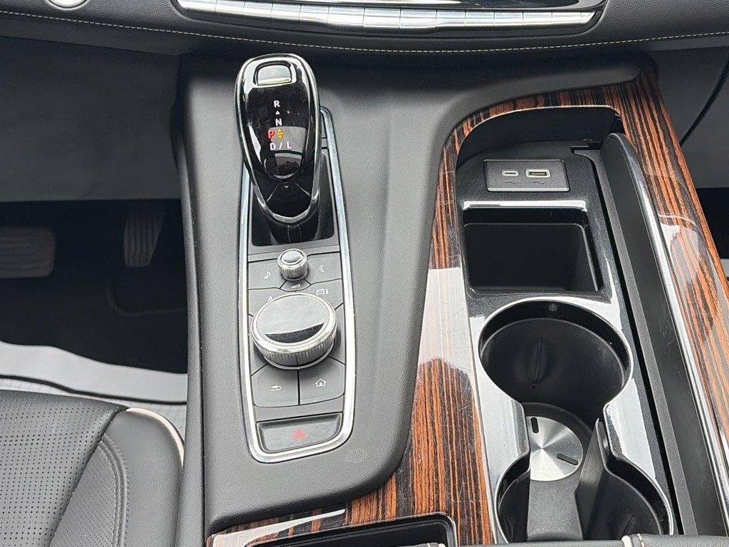 Certified 2023 Cadillac Escalade ESV Premium Luxury image 13