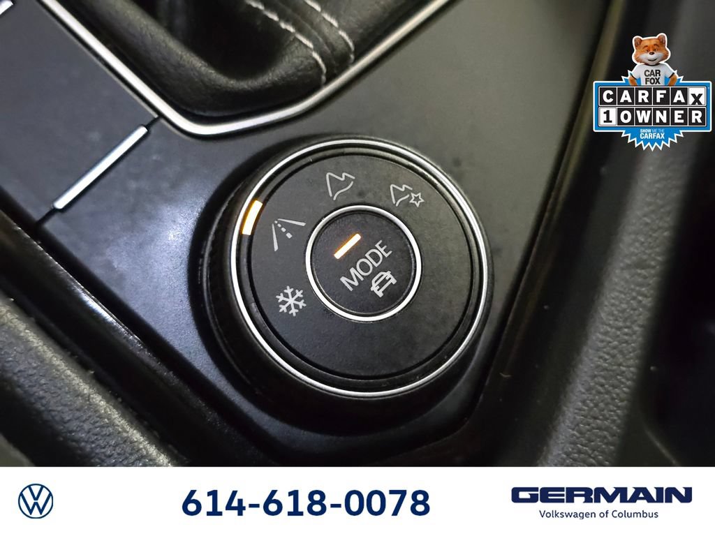 Used 2023 Volkswagen Taos SE w/ Panoramic Sunroof Package AWD/4WD image 38