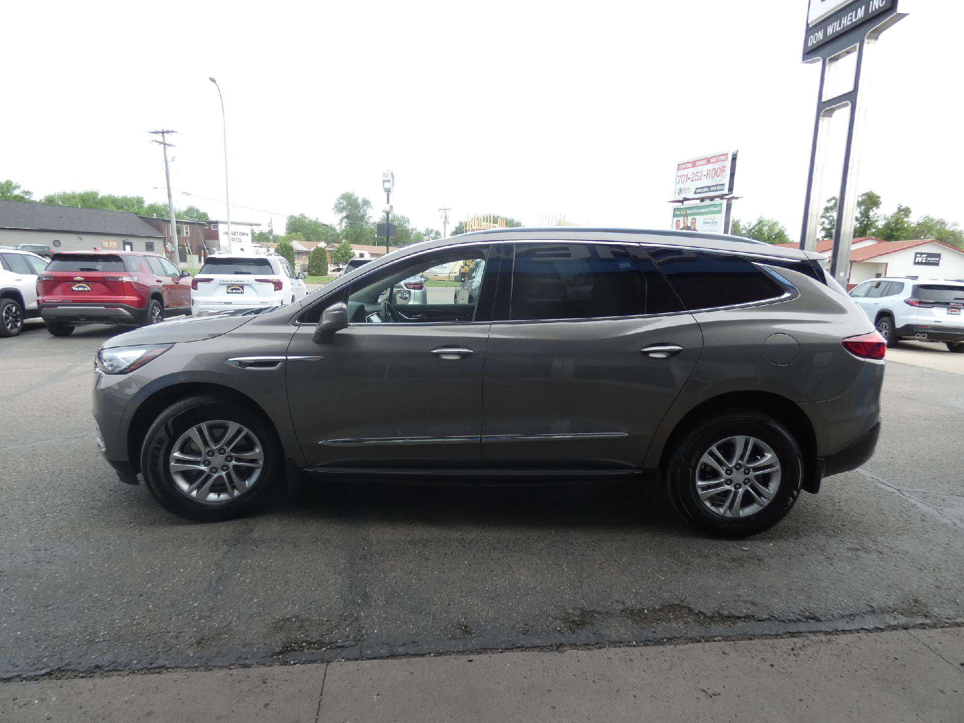 Used 2019 Buick Enclave Premium AWD/4WD image 10