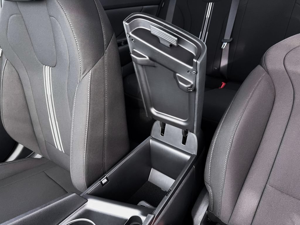 New 2026 Hyundai Elantra Sport FWD image 27