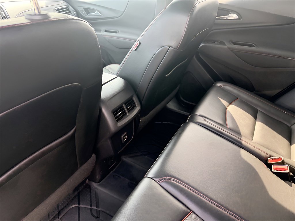Used 2022 Chevrolet Equinox RS w/ RS Leather Package image 33