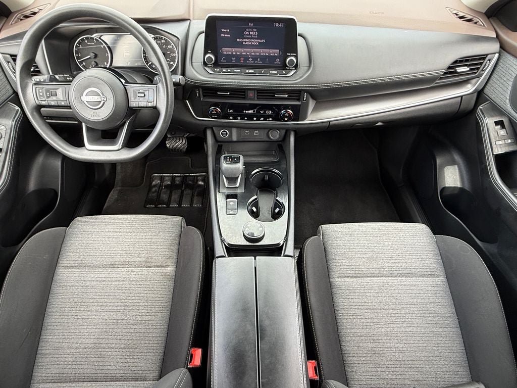 Used 2023 Nissan Rogue SV AWD/4WD image 16