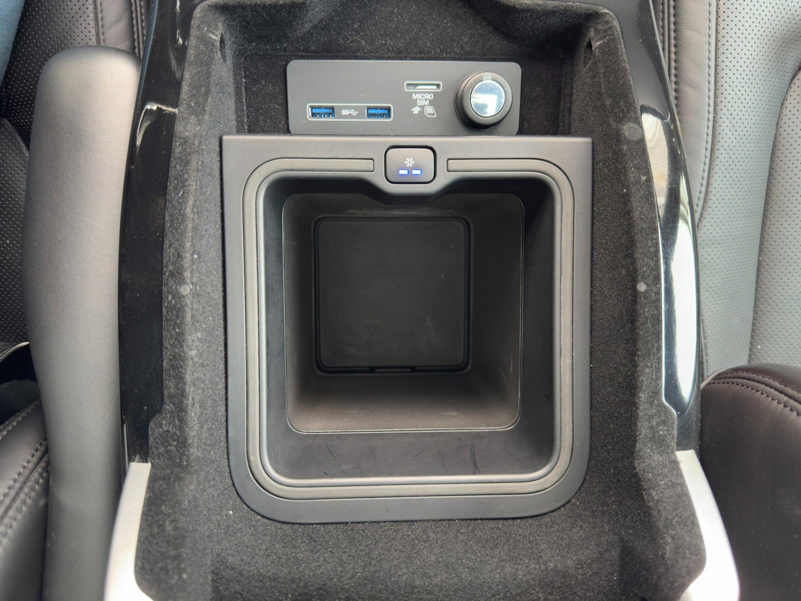 Used 2020 Land Rover Range Rover HSE image 38