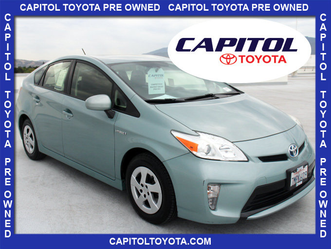 Used 2015 Toyota Prius Two FWD image 1
