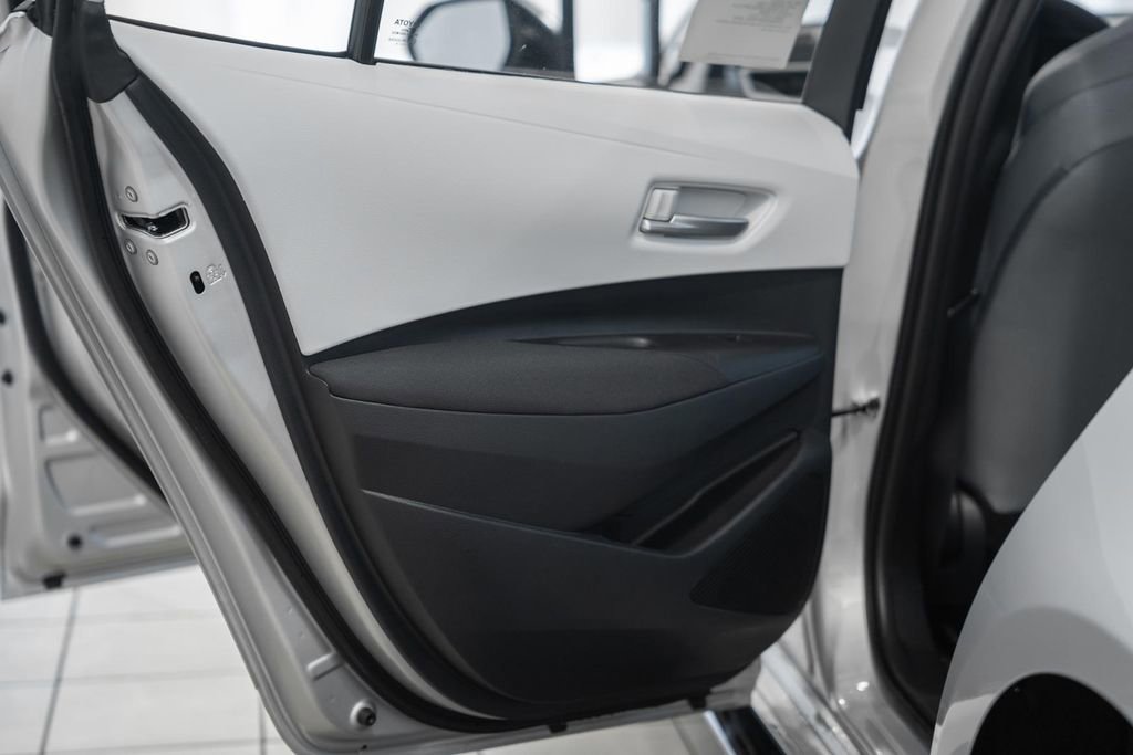 New 2026 Toyota Corolla SE image 32