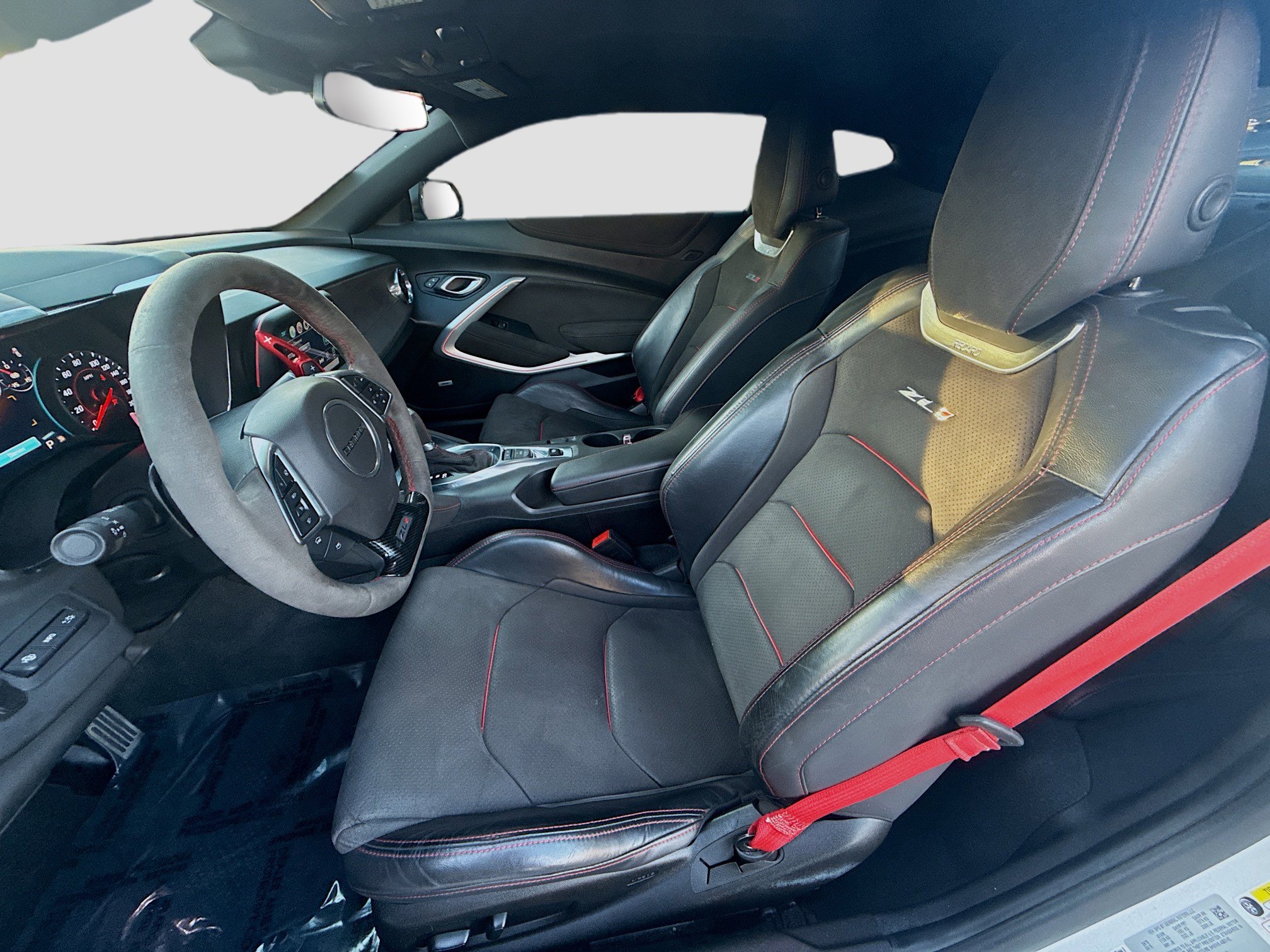Used 2018 Chevrolet Camaro ZL1 image 18
