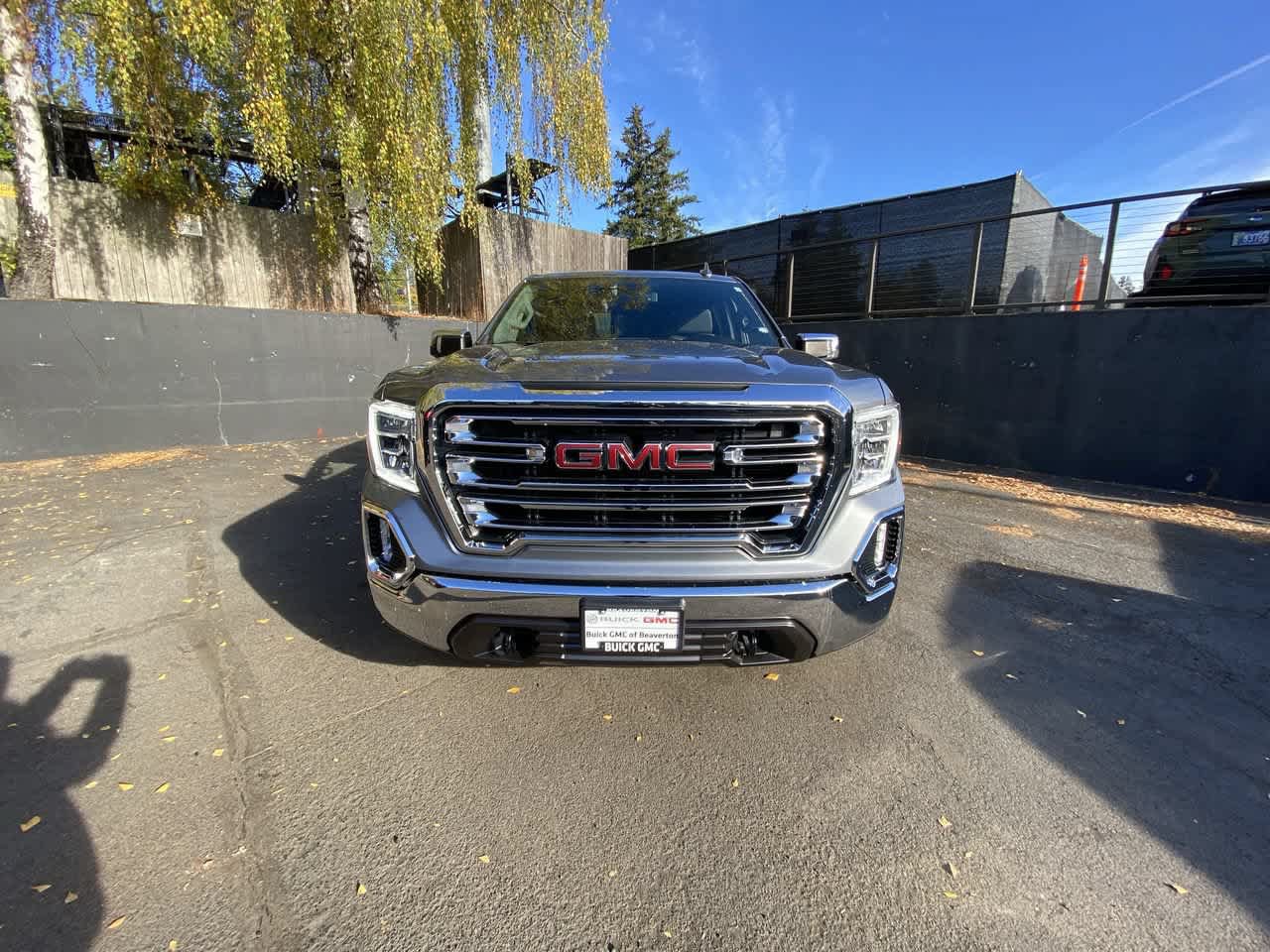 Used 2021 GMC Sierra 1500 SLT w/ SLT Premium Package AWD/4WD image 9