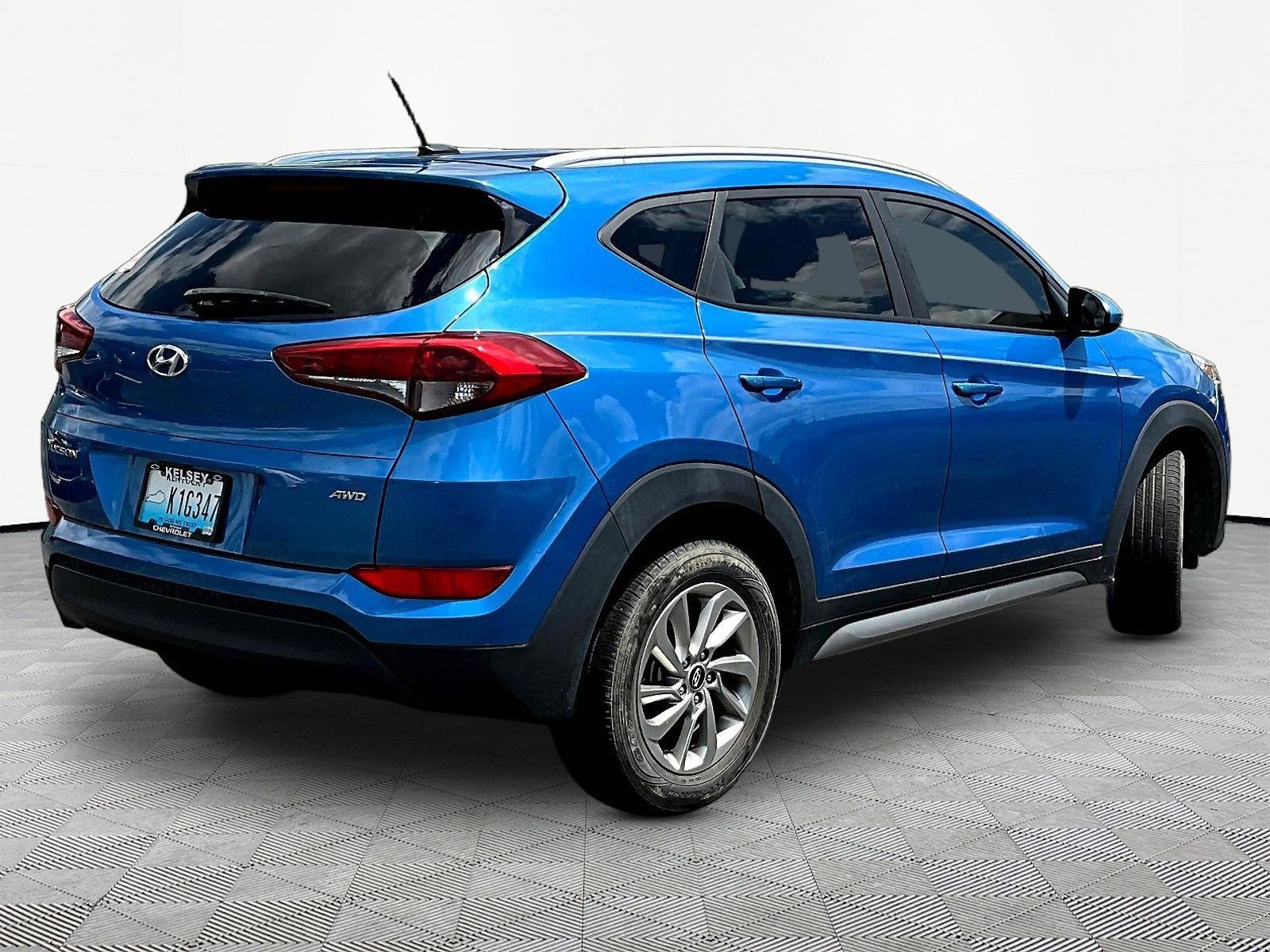 Used 2017 Hyundai Tucson SE AWD/4WD image 6