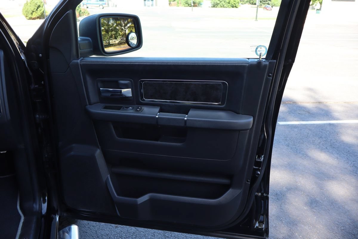 Used 2012 RAM 1500 Laramie Limited AWD/4WD image 26