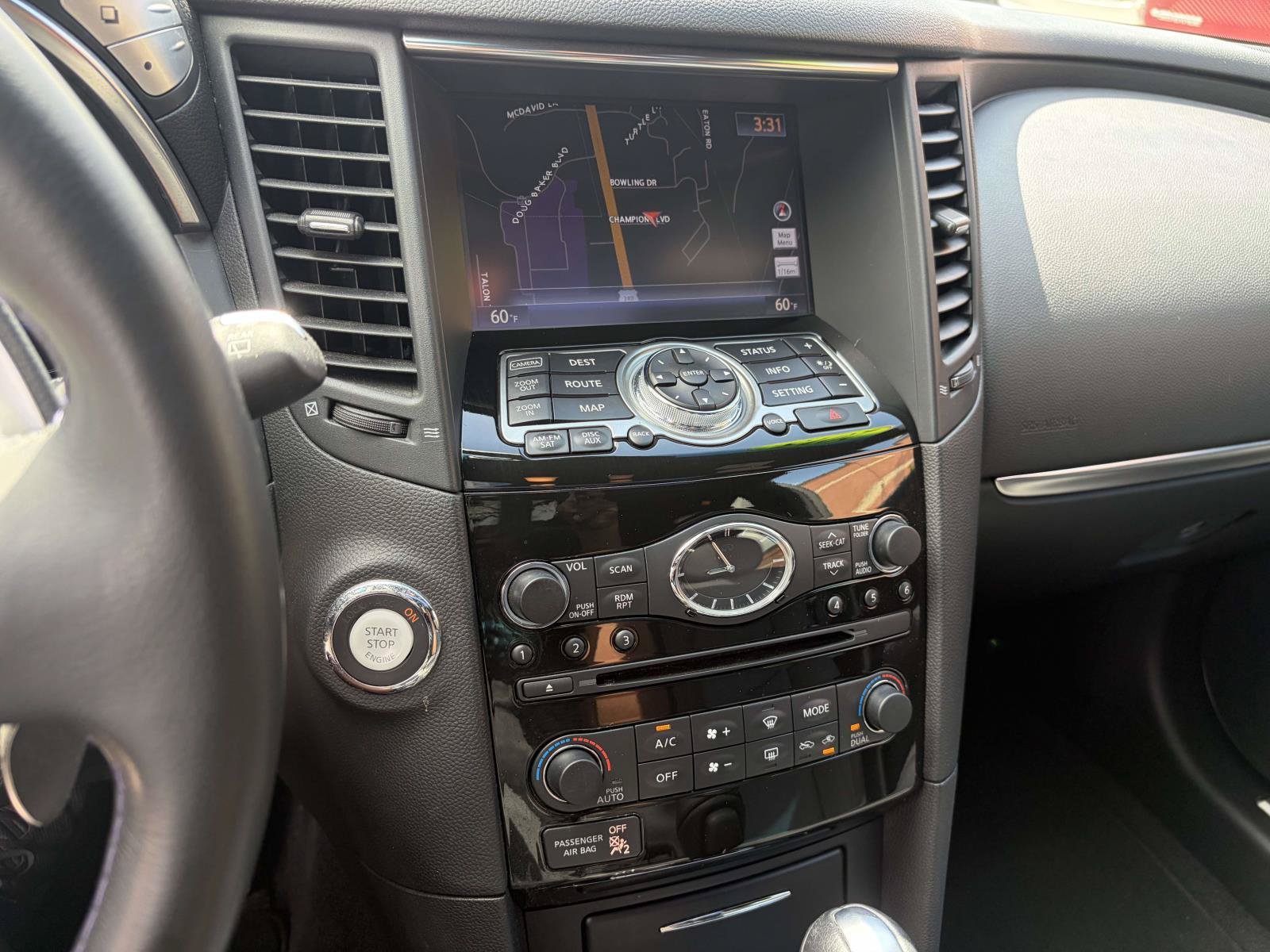 Used 2015 INFINITI QX70 AWD w/ Premium Package image 13