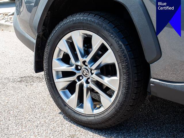 Used 2023 Toyota RAV4 XLE Premium AWD/4WD image 7