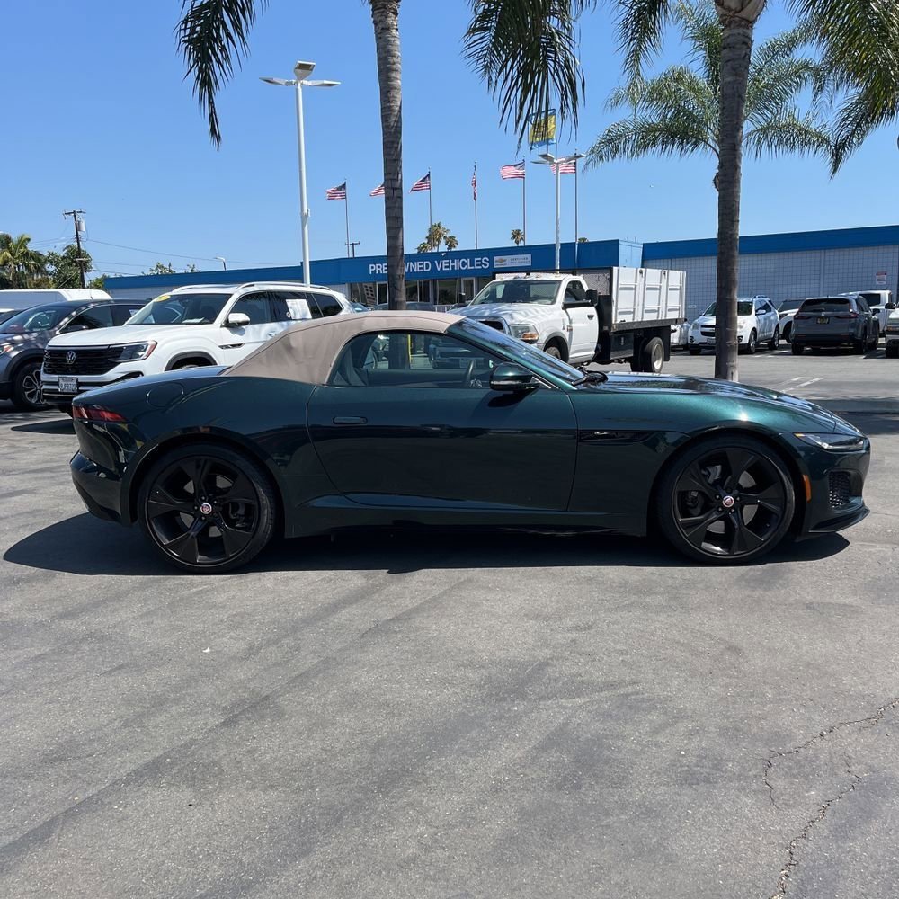 Used 2021 Jaguar F-TYPE Convertible RWD image 4