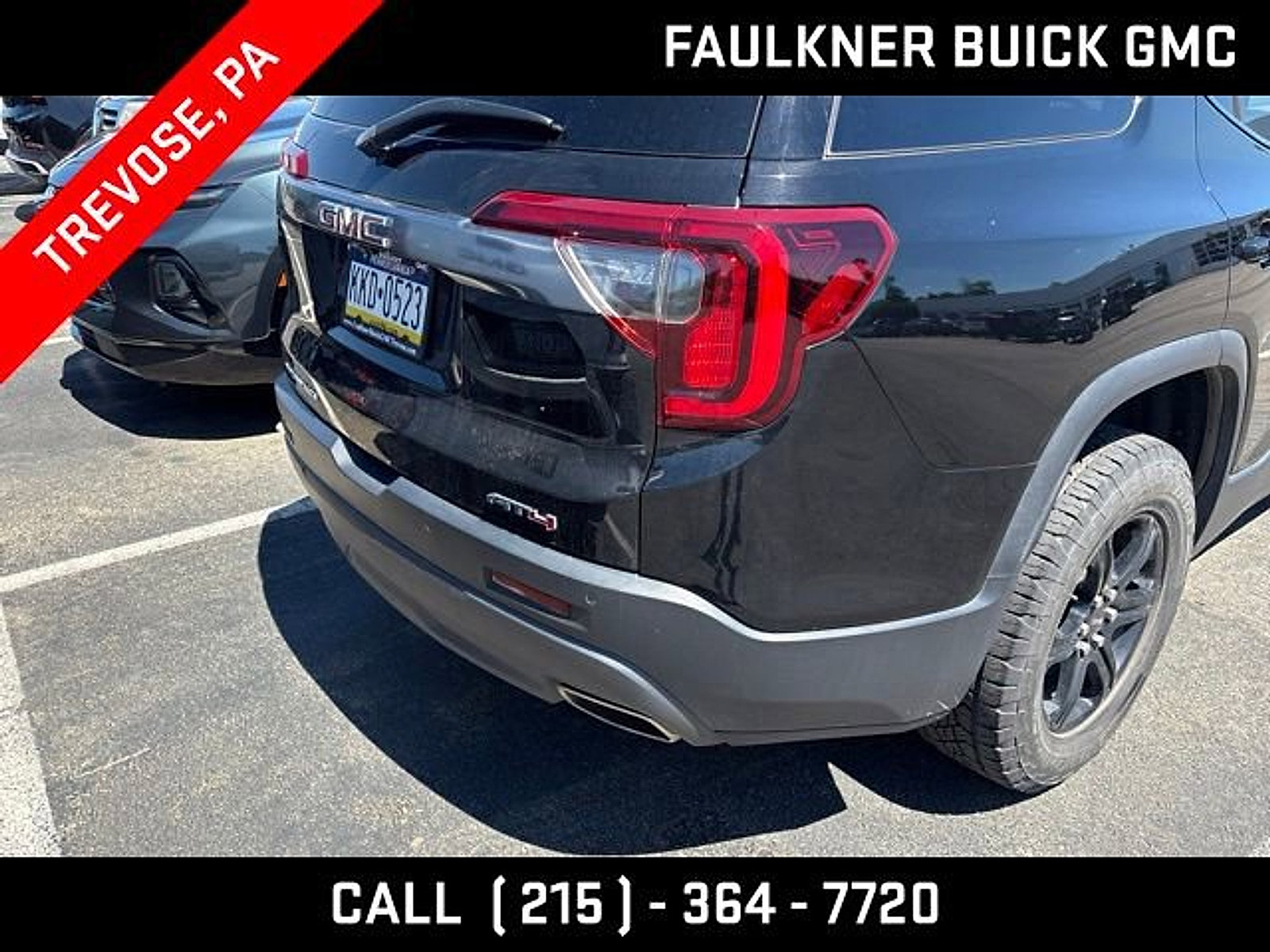 Used 2023 GMC Acadia AT4 w/ Technology Package AWD/4WD image 9