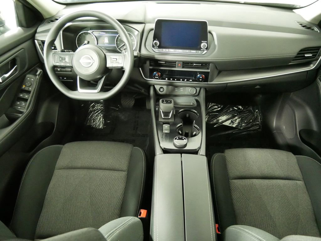 Used 2024 Nissan Rogue SV image 19