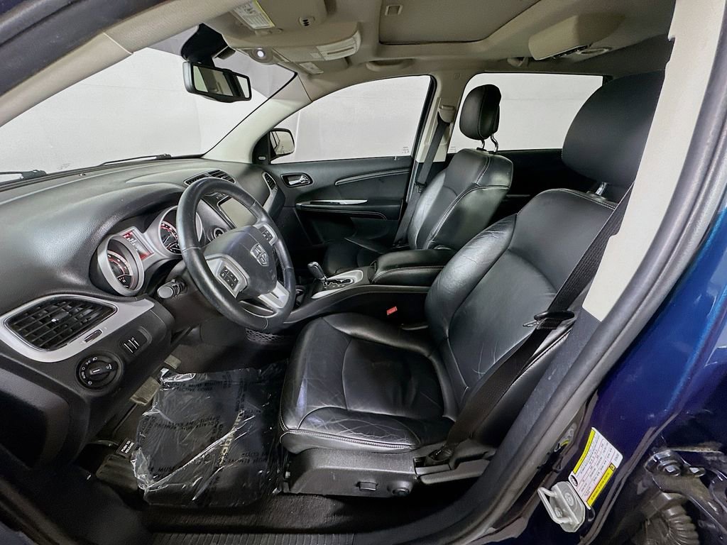 Used 2014 Dodge Journey Limited w/ Flexible Seating Group FWD image 16