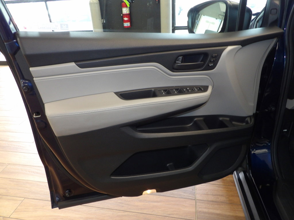 Used 2020 Honda Odyssey EX-L image 25