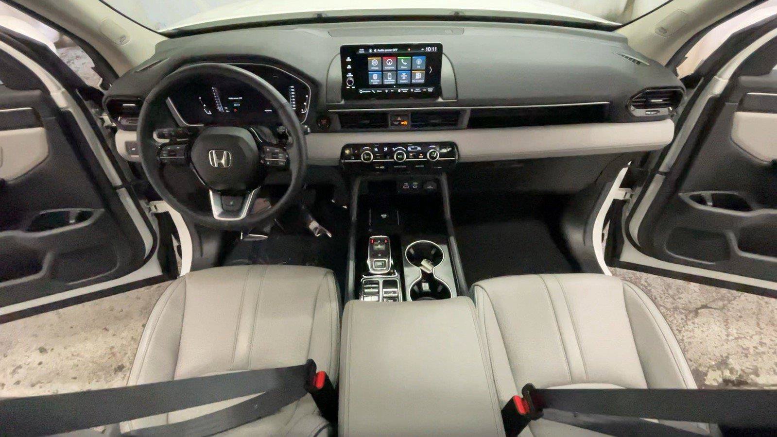 Used 2025 Honda Pilot Elite image 27