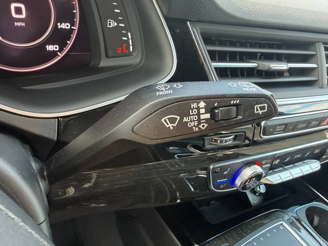Used 2019 Audi Q7 3.0T Premium Plus w/ Premium Plus Package AWD/4WD image 17