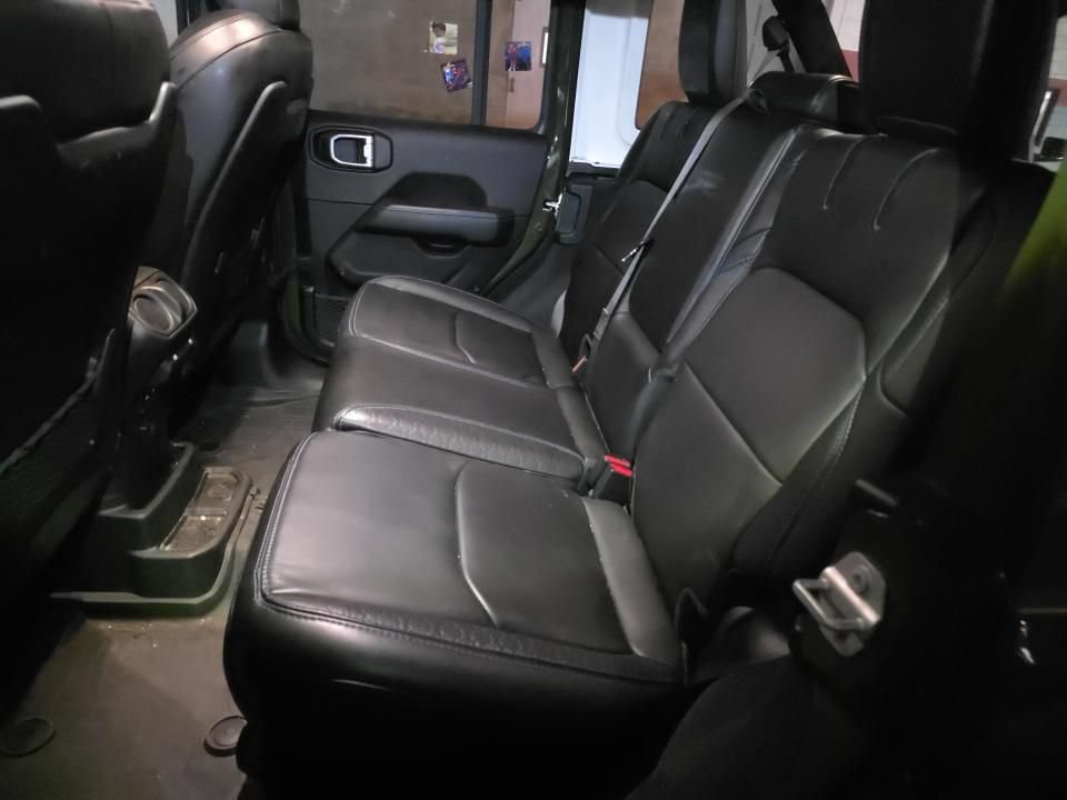 Used 2024 Jeep Wrangler High Altitude AWD/4WD image 9