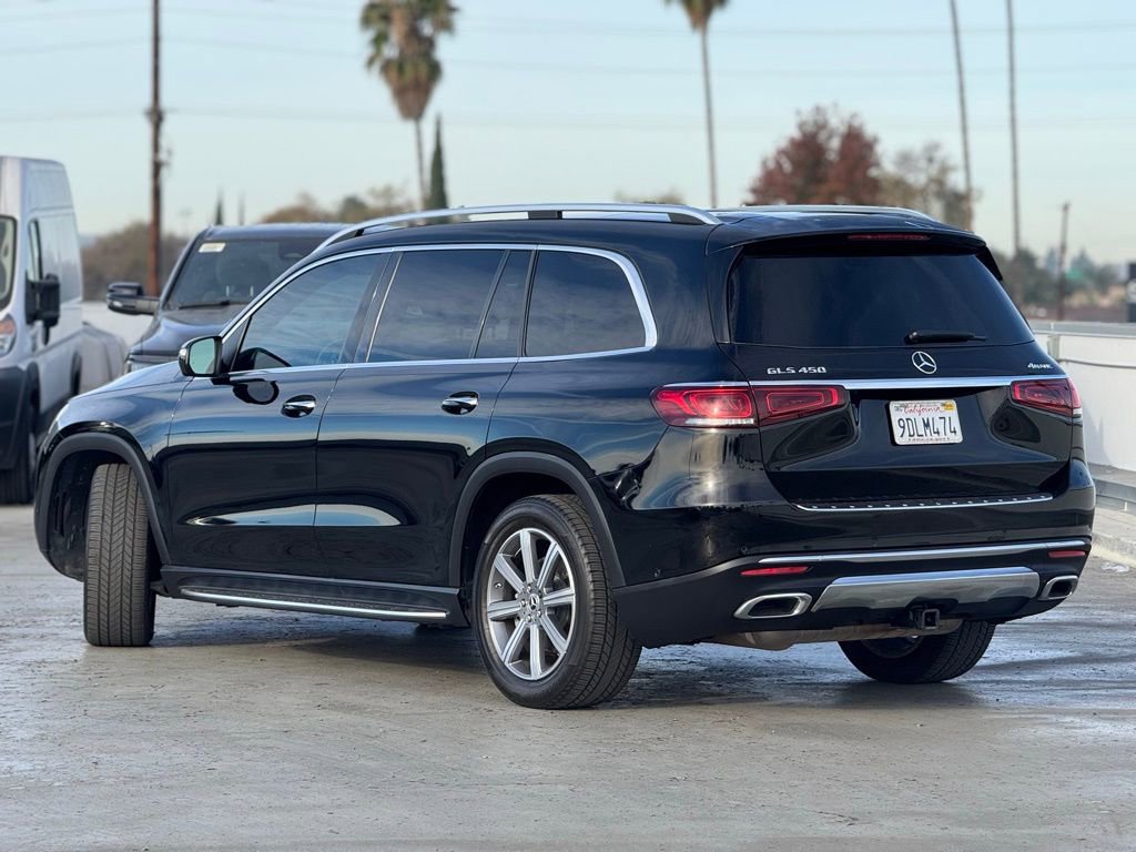 Used 2022 Mercedes-Benz GLS 450 4MATIC image 2