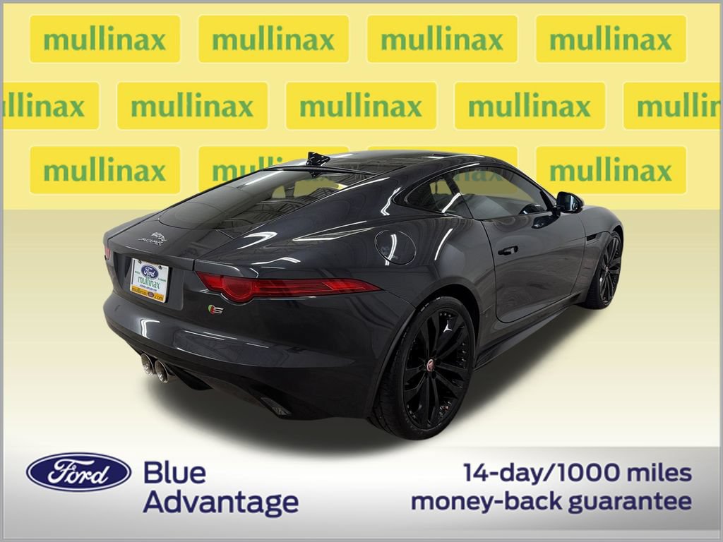 Used 2017 Jaguar F-TYPE S RWD image 3
