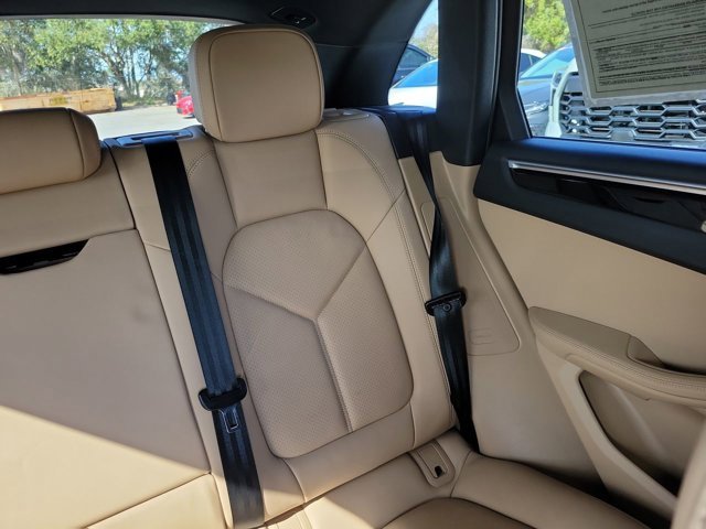 Used 2019 Porsche Macan image 6