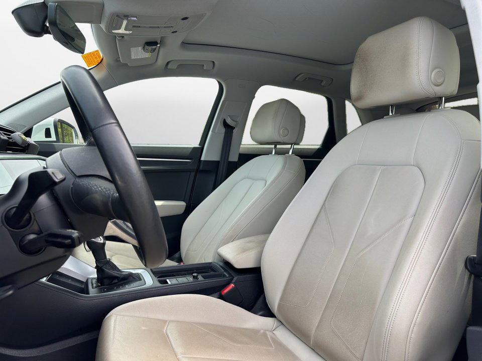 Used 2022 Audi Q3 2.0T Premium image 11