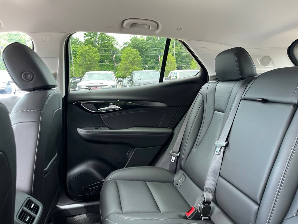 Used 2024 Buick Envision Preferred AWD/4WD image 17