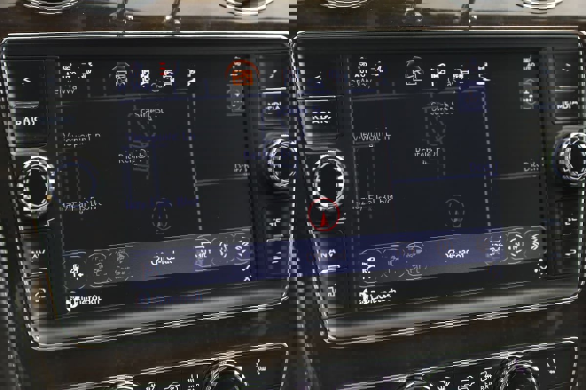 Used 2019 Bentley Bentayga image 9