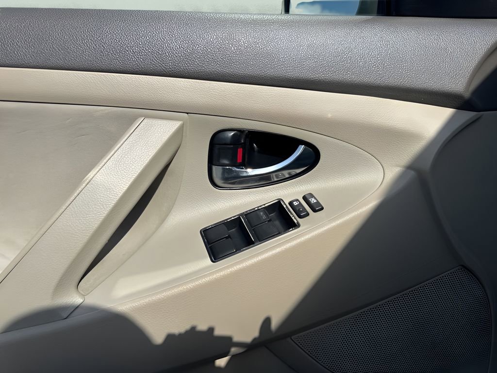 Used 2009 Toyota Camry CE image 23