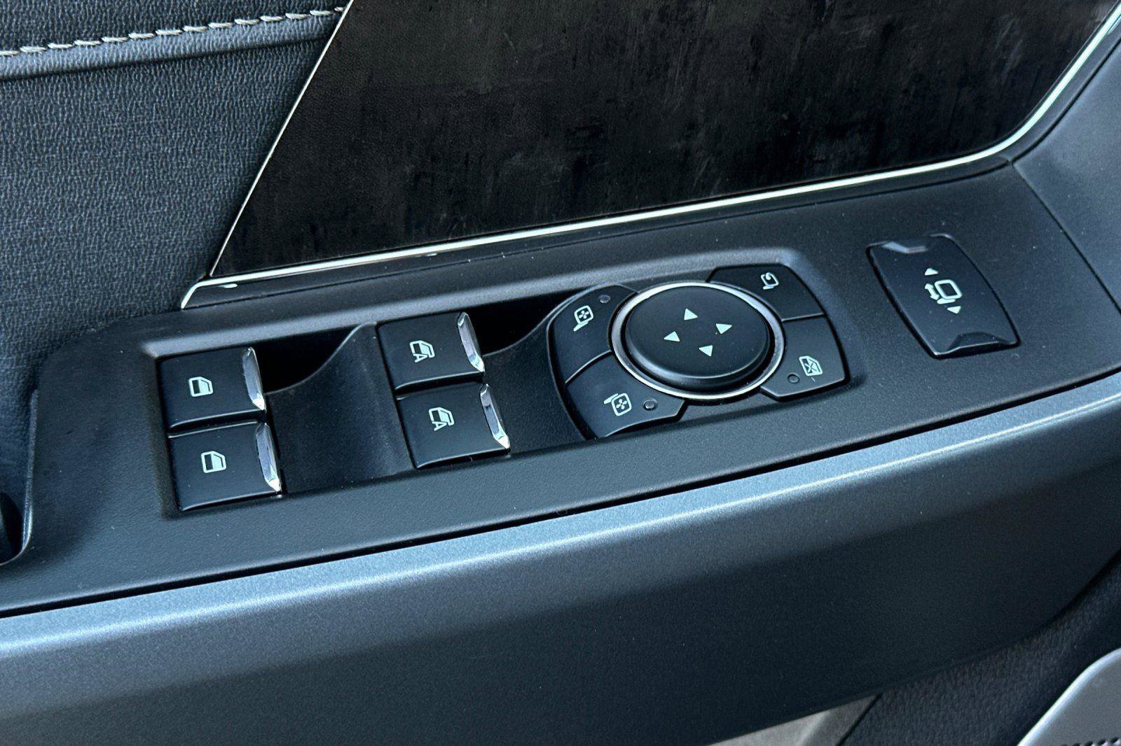 Used 2024 Ford F250 Lariat w/ Lariat Ultimate Package image 11