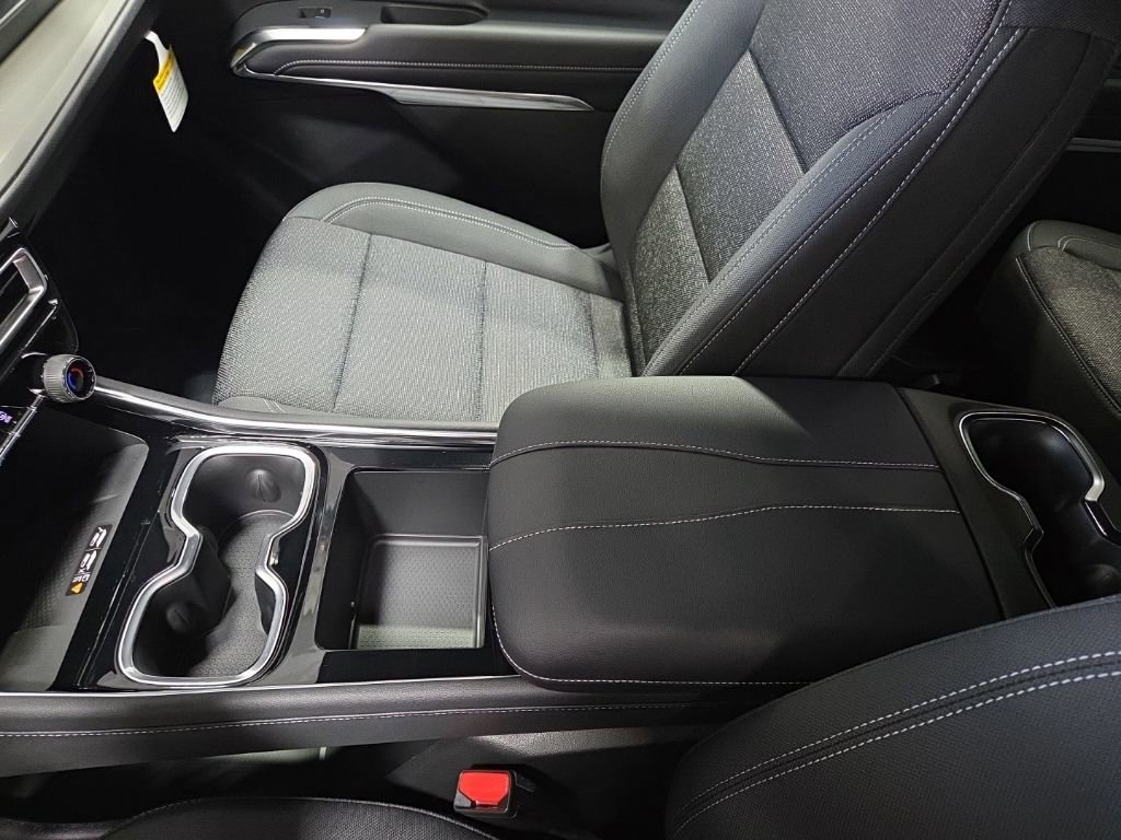 New 2026 Chevrolet Traverse LT image 26