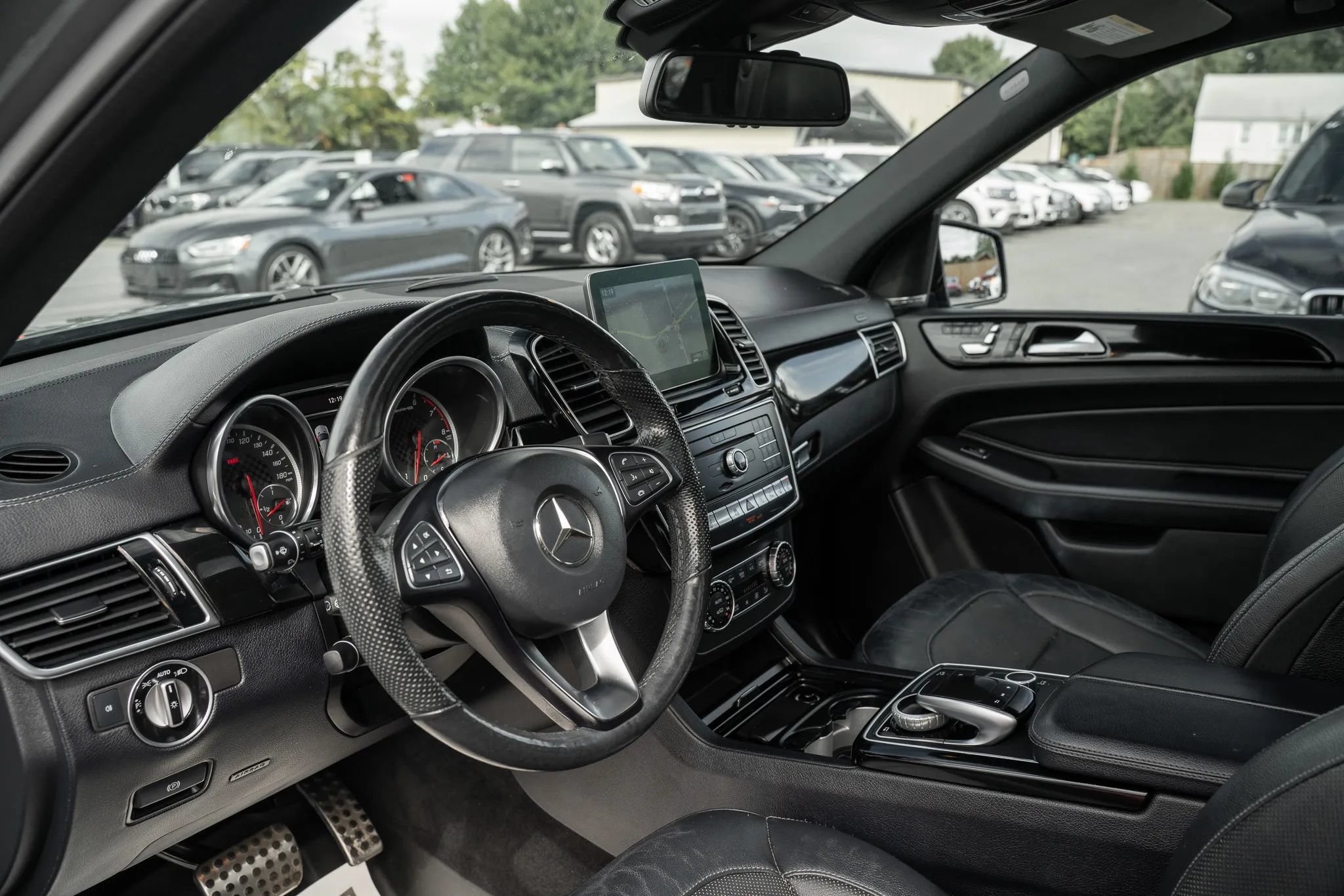 Used 2018 Mercedes-Benz GLE 43 AMG 4MATIC w/ Premium 2 Package image 6