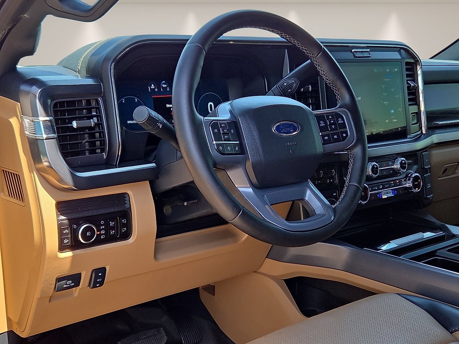 Used 2025 Ford F250 Lariat w/ Chrome Package AWD/4WD image 15