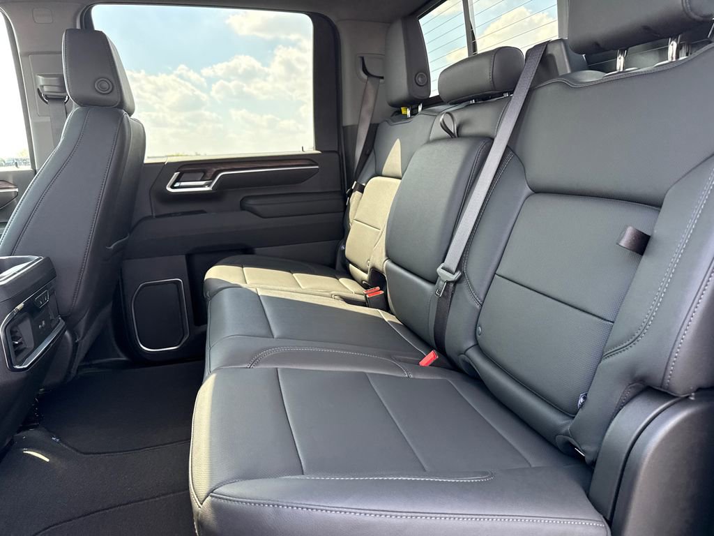 New 2026 GMC Sierra 3500 SLT w/ SLT Premium Package AWD/4WD image 34