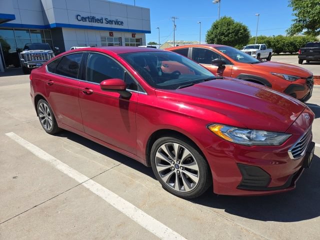 Used 2019 Ford Fusion SE AWD/4WD image 3