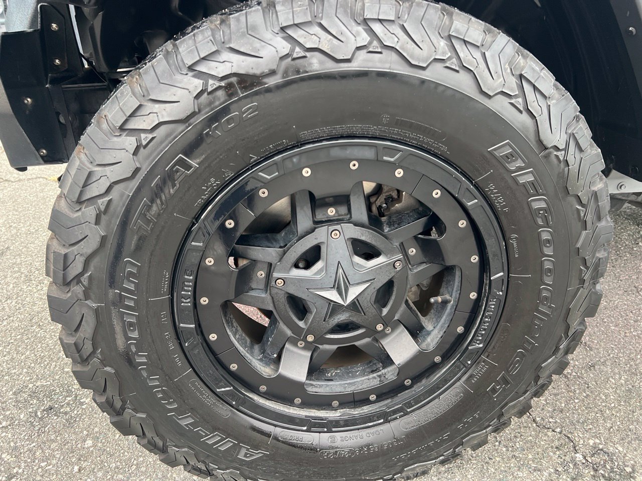 Used 2021 Jeep Gladiator Rubicon AWD/4WD image 12