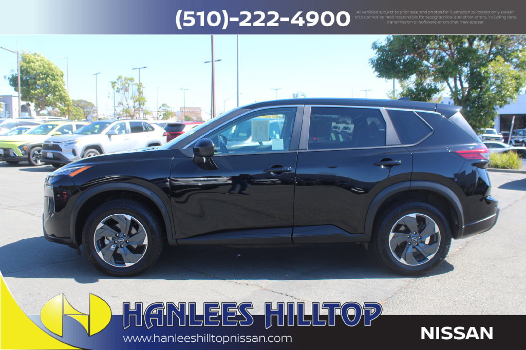 Used 2025 Nissan Rogue SV AWD/4WD image 2