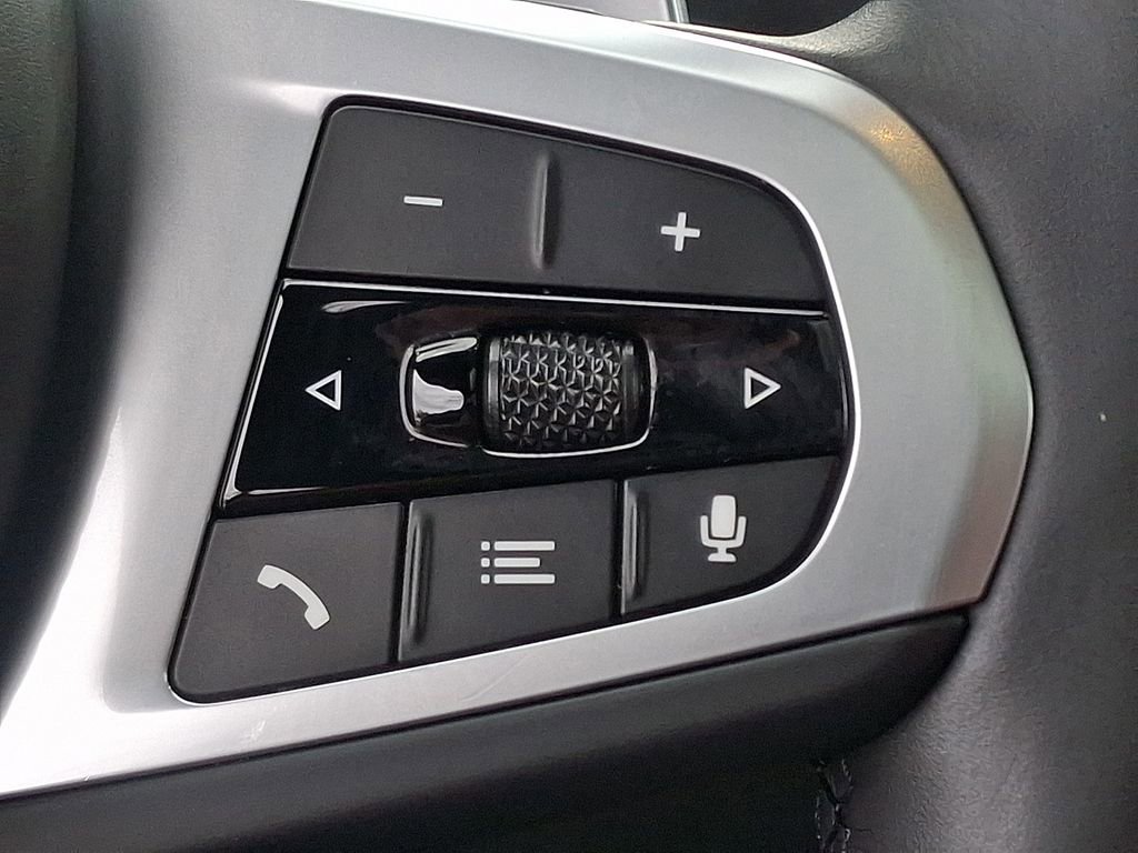 Certified 2024 BMW X4 xDrive30i w/ Premium Package image 24