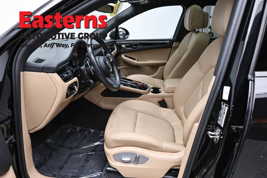 Used 2022 Porsche Macan AWD/4WD image 14