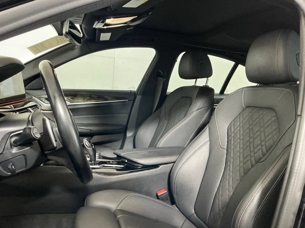 Used 2021 BMW 530i RWD image 23