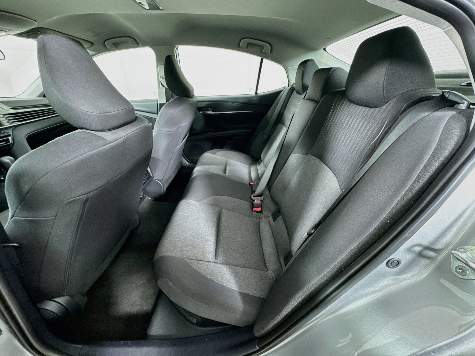 Used 2025 Toyota Camry LE FWD image 22
