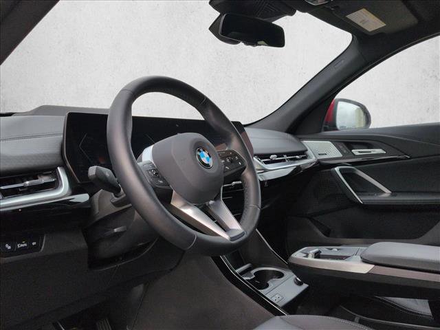 Used 2025 BMW X2 xDrive28i image 10