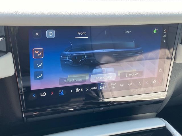 New 2026 Lincoln Navigator L Black Label AWD/4WD image 24