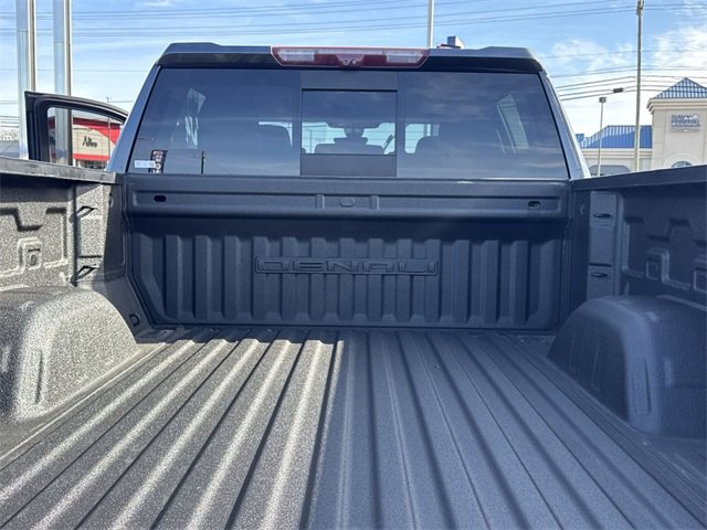 Used 2021 GMC Sierra 1500 Denali w/ Denali Ultimate Package image 10