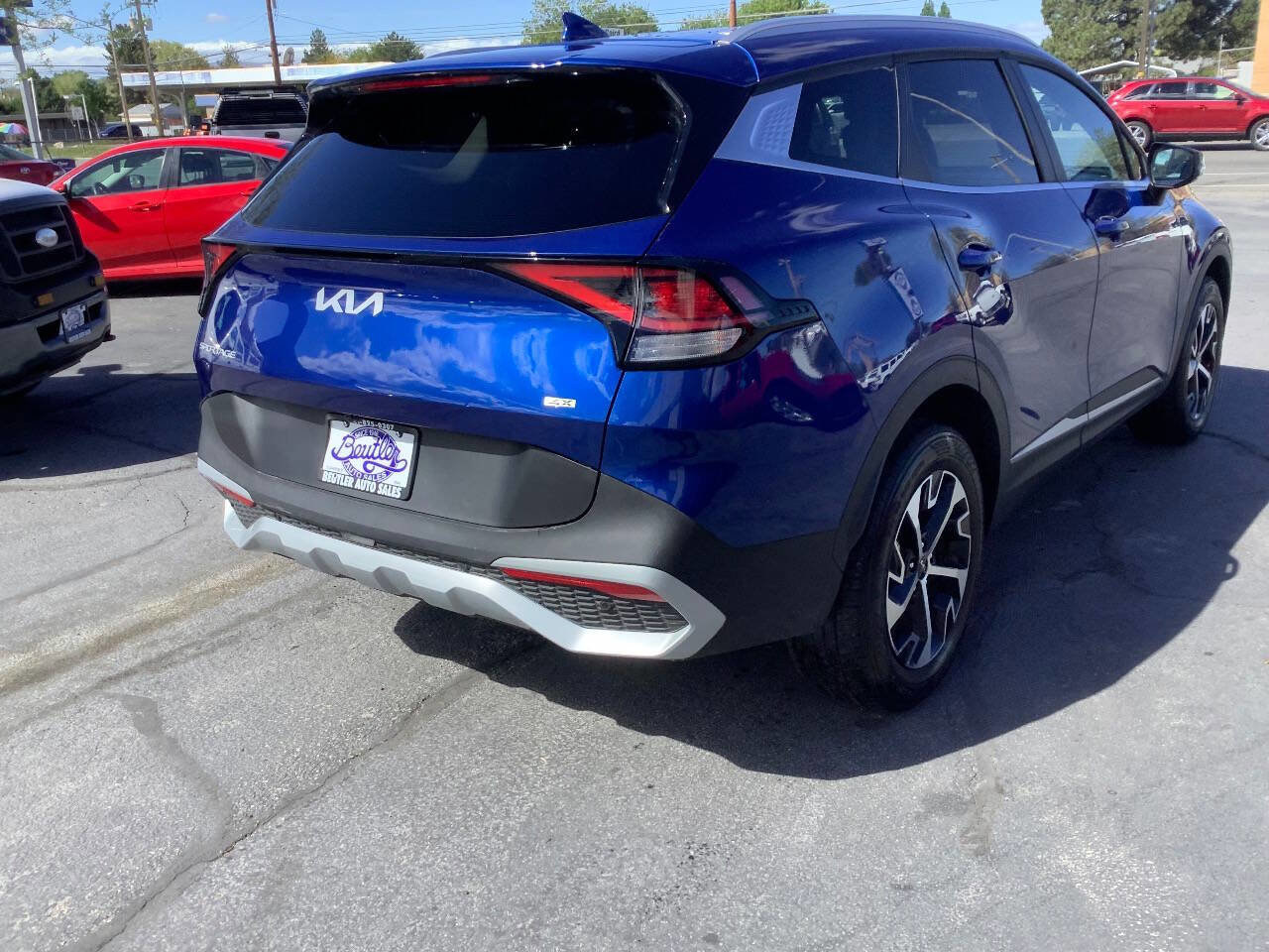 Used 2024 Kia Sportage EX image 12