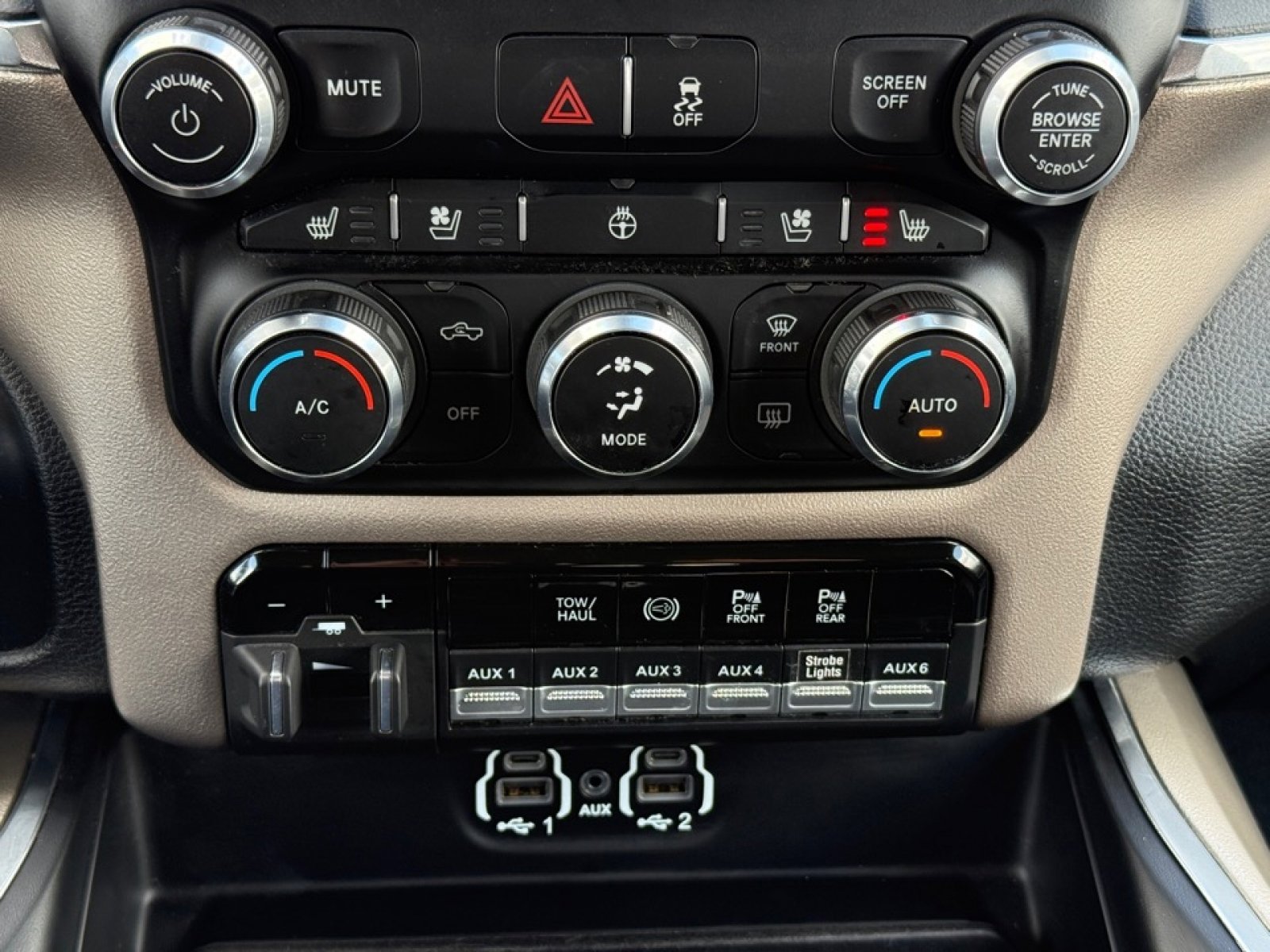 Used 2021 RAM 2500 Laramie AWD/4WD image 16